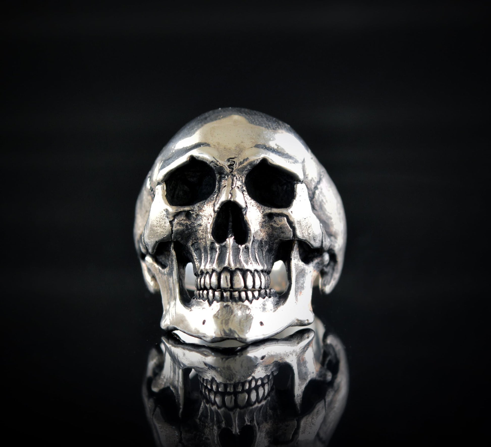 Anillo Calavera en plata de ley, Cráneo humano completo, Memento mori, Rock and Roll - D´Cast