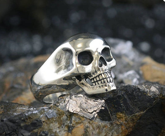 Anillo Calavera Plata 925 maciza, Anillo calavera hombre, Anillo craneo humano, Anillo motero, Hecho a mano, Memento Mori - D´Cast