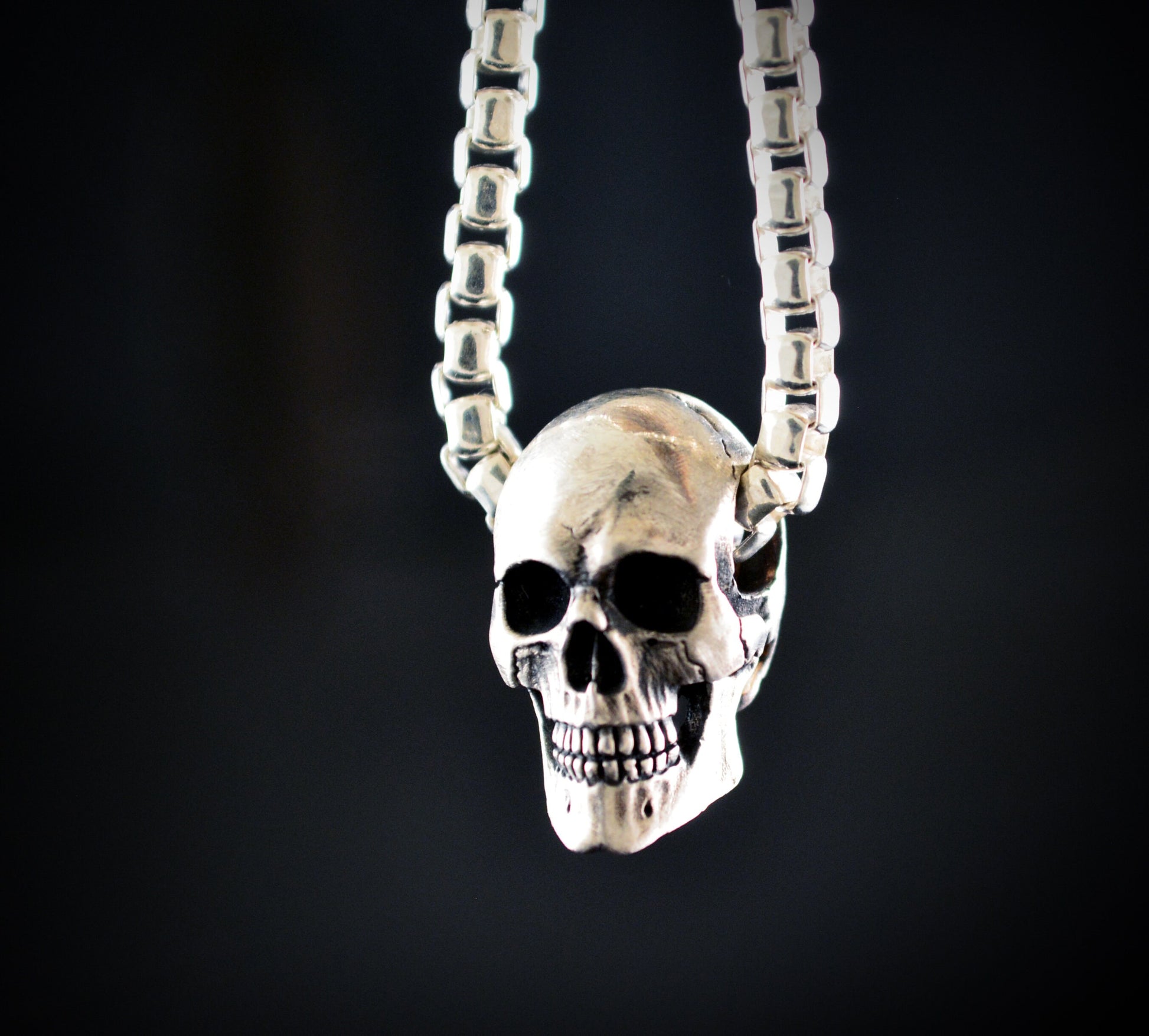 Colgante Calavera completa de plata , Calavera humana hecha a mano en plata de ley, Colgante Memento Mori, Regalo genial para él o ella - D´Cast