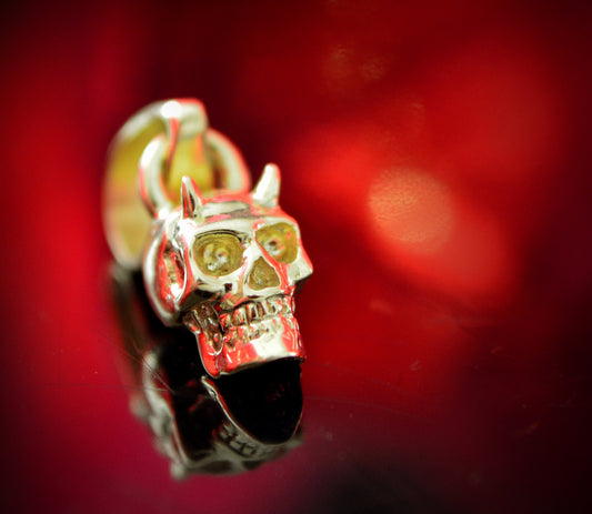 Tiny Demon Skull Pendant in 14k and 18k Gold, Unique Gift for Halloween