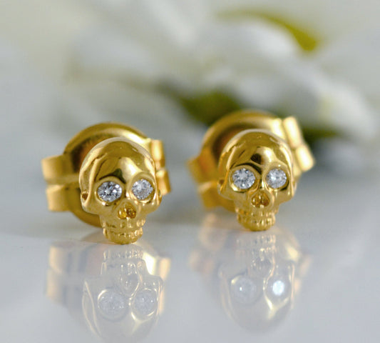 Diamantes Pendiente de calavera diminuta de oro de 14k o 18k, Pendiente de calavera de oro de 18k con piedras naturales - D´Cast