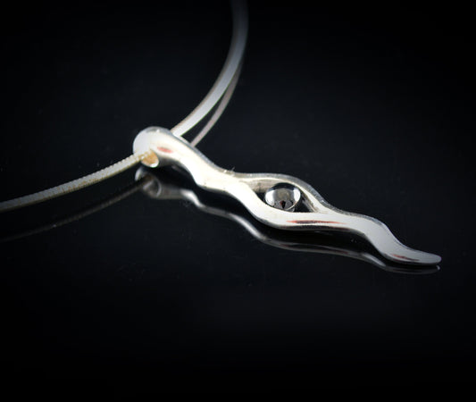 Colgante plata de El ojo de la suerte con piedra,  Joyería contemporánea - D´Cast