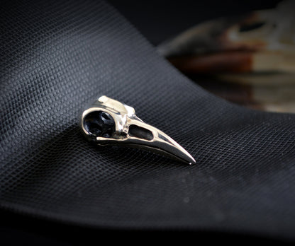 Pin corbata plata cráneo cuervo, Broche vikingo cuervo plata maciza, Broche para hombres