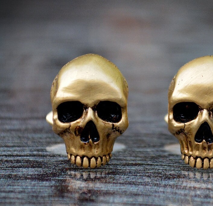 Pin corbata plata cráneo humano chapado en oro, Broche calavera - D´Cast