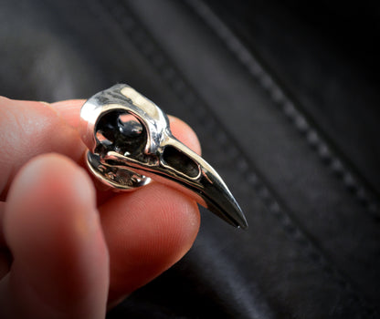 Pin corbata plata cráneo cuervo, Broche vikingo cuervo plata maciza, Broche para hombres