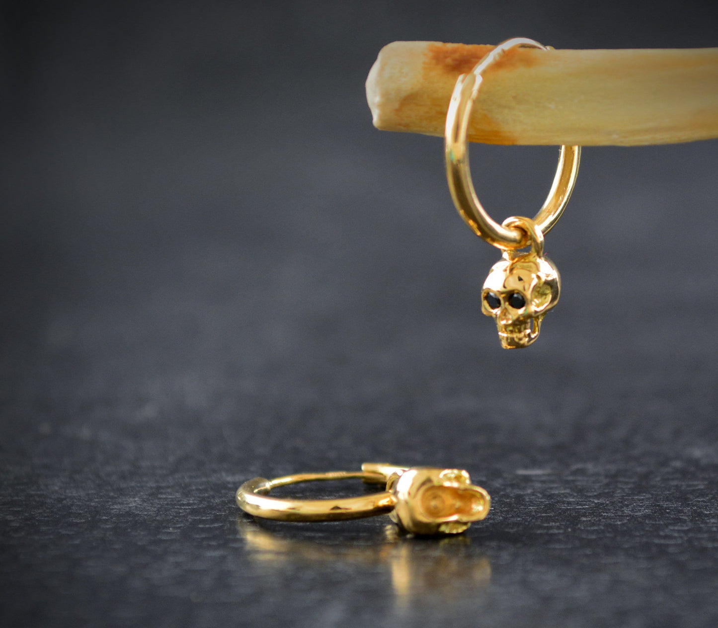 Aros calavera diminuta en plata de ley para hombre y mujer - D´Cast