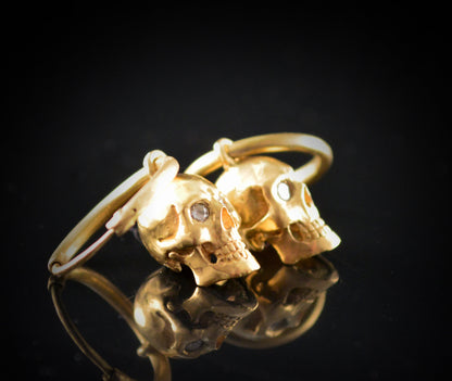 Aros con calavera de oro, Pendientes hechos a mano en oro 10k, 14k y 18k - D´Cast