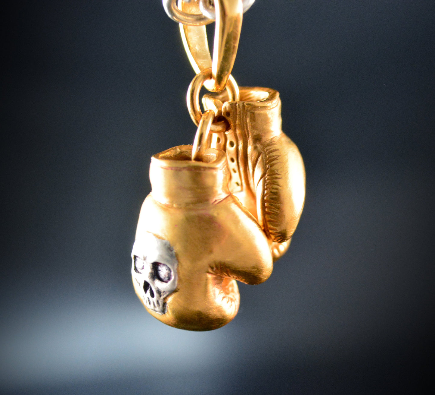 Colgante guantes de boxeo con calavera, Hechos a mano en plata de ley maciza, Regalo para luchadores - D´Cast
