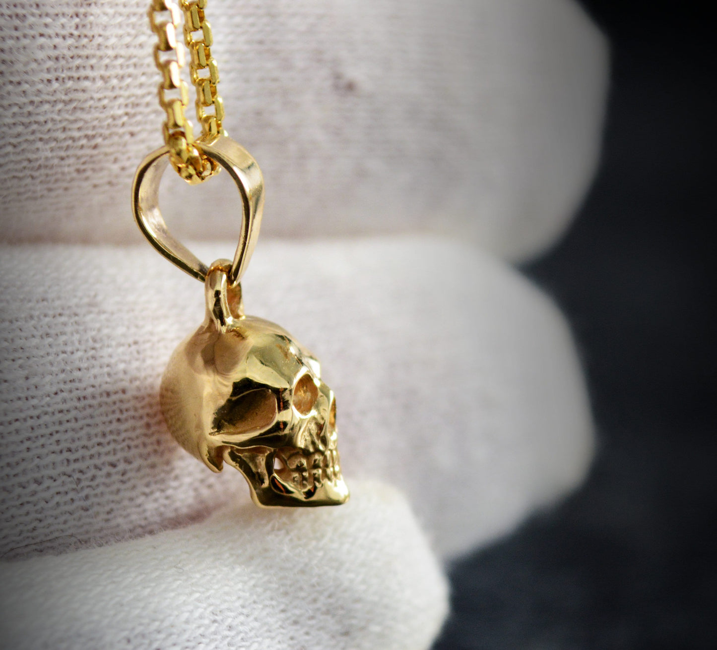 Colgante de calavera completa pequeña de oro, calavera de oro de 10k, 14k y 18k, colgante Memento mori - D´Cast