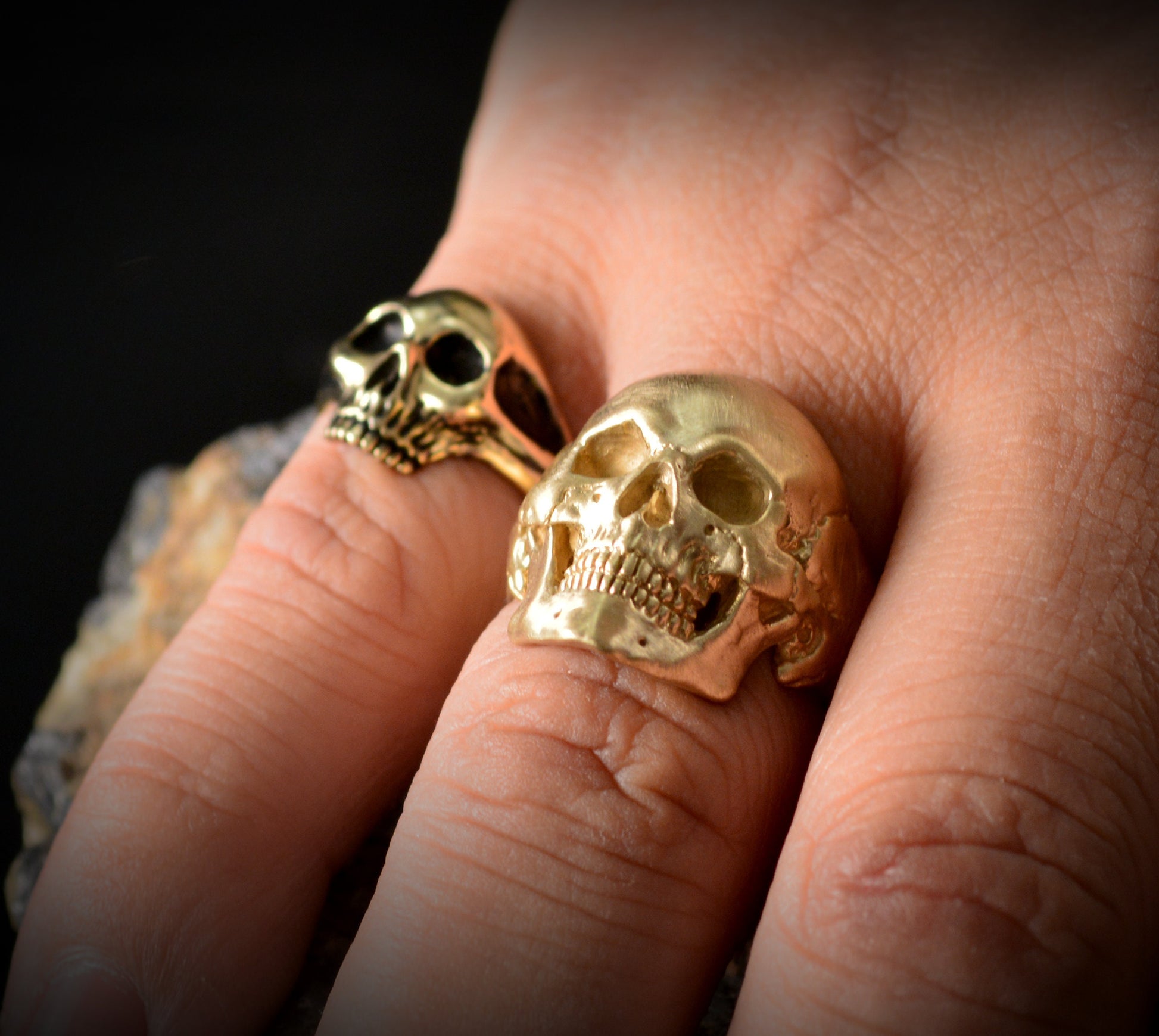gold human skull ring, handmade skull ring in 10k, 14k or 18k gold, memento mori ring
