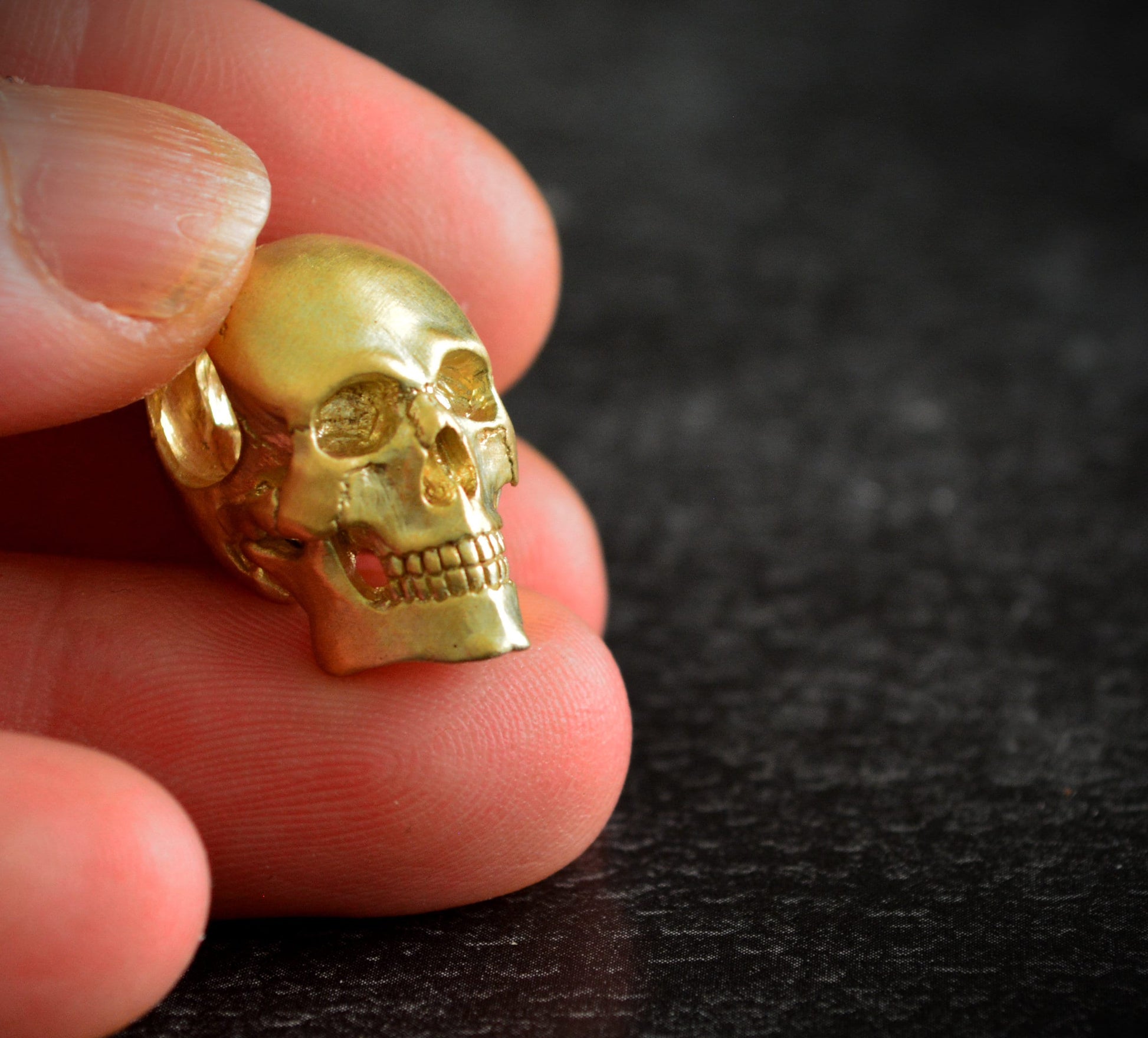 Colgante Calavera completa hecha a mano en oro de 10k, 14k o 18k, Colgante Memento Mori, Regalo genial para él o ella - D´Cast