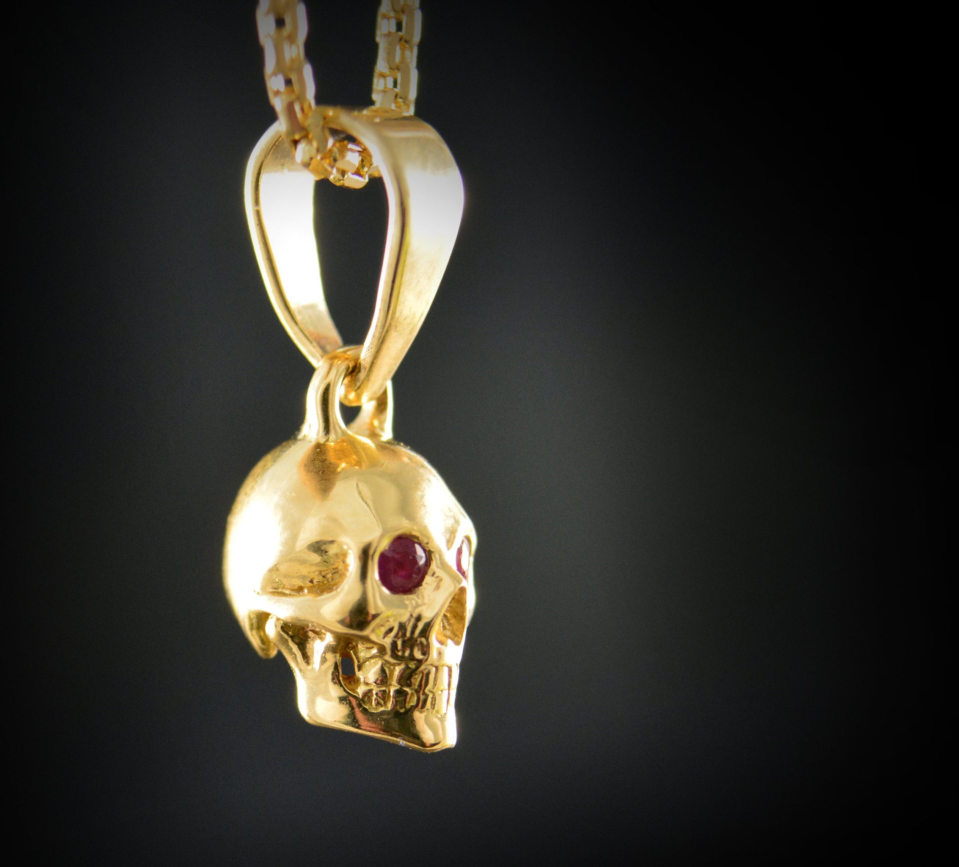 Colgante de calavera completa pequeña de oro, calavera de oro de 10k, 14k y 18k, colgante Memento mori - D´Cast