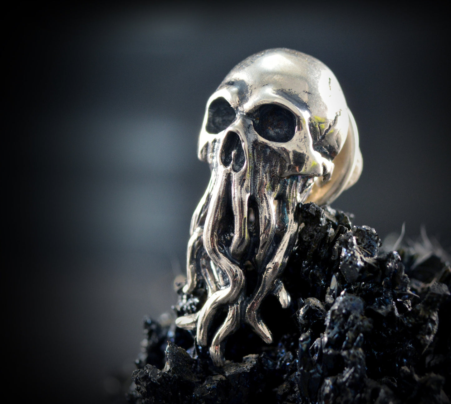 Pin Cthulhu hecho a mano en plata de ley, Broche calavera con tentáculos - D´Cast