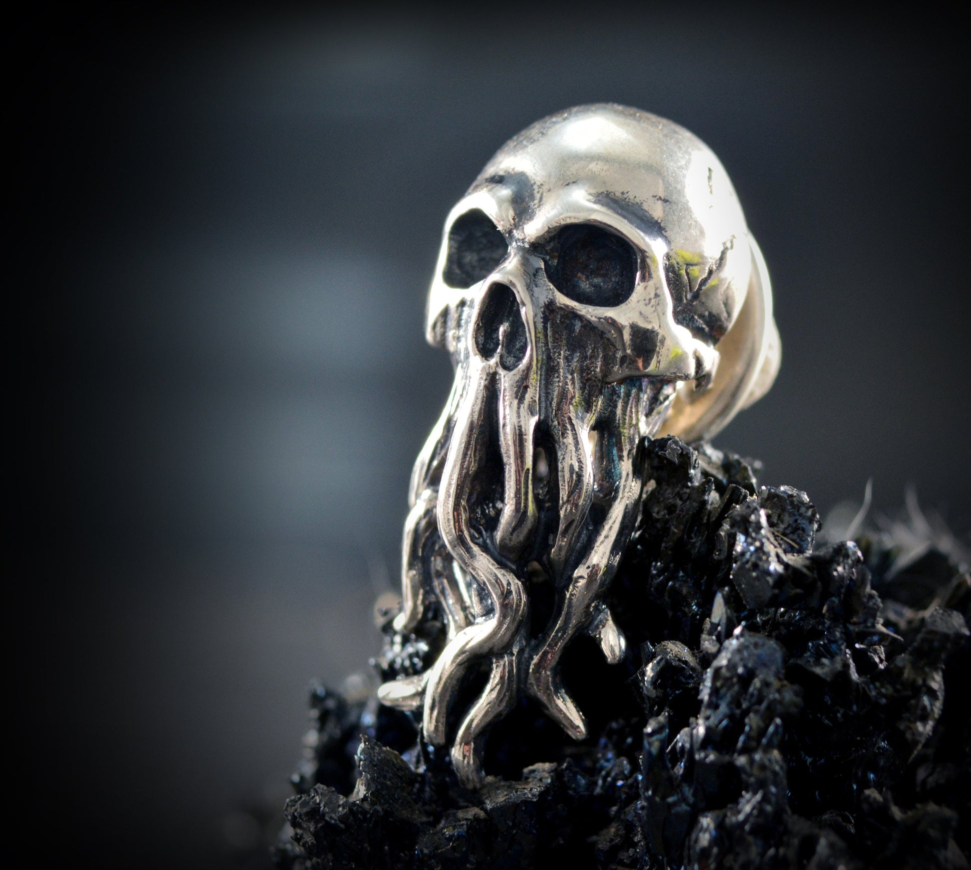 Pin Cthulhu hecho a mano en plata de ley, Broche calavera con tentáculos - D´Cast