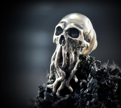Pin Cthulhu hecho a mano en plata de ley, Broche calavera con tentáculos - D´Cast