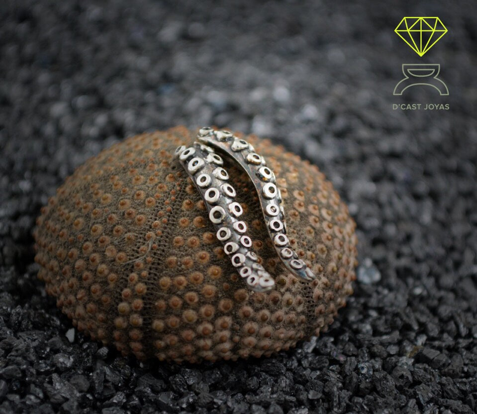Pendiente plata tentáculo pulpo, Pendiente artesanal pulpo, Joyería del mar, Pendientes pulpo, Estilo Boho, Joyería unisex - D´Cast